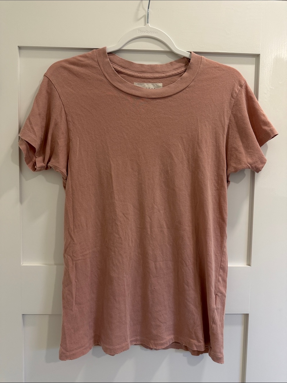 THE GREAT. Classic Slim Crew Tee